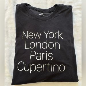 Rare Apple Tshirt, size small.